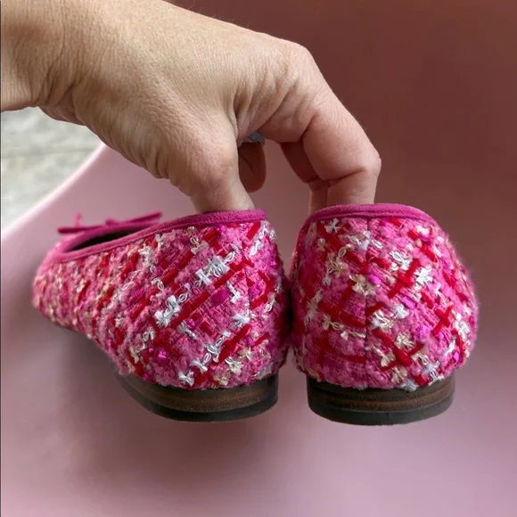 Ann Taylor Boucle Flats - Picture 5 of 8